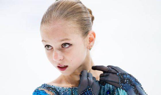 Александра Трусова родилась 23 июня  2004 года