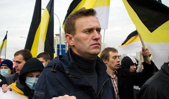 Aleksei Navalnyi родился в 1976 г.