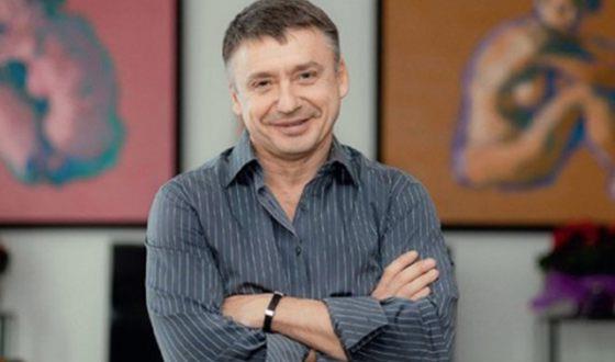 Anton Tabakov родился в 1960 году