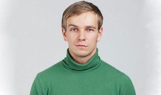 Илья Малаков - его рост составляет 183 сантиметра