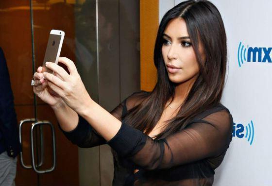 Kim Kardashian родился в 1980 г.