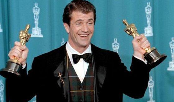 Mel Gibson родилась в 1956 году

