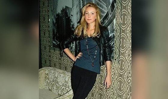 Olga Abramova родилась в 1991 году
